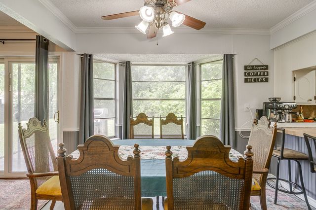 529 Jayellen Avenue, Burleson, TX 76028