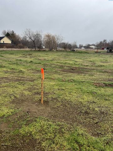 2801 Road 96, Pasco, WA 99301