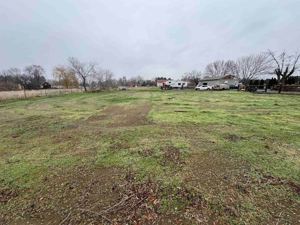 2801 Road 96, Pasco, WA 99301