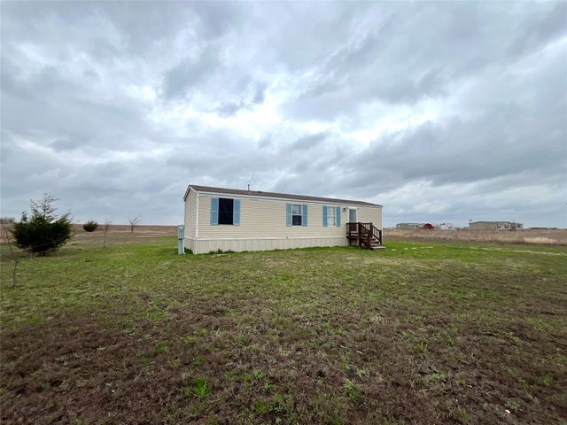 8082 Fm 697, Whitewright, TX 75491