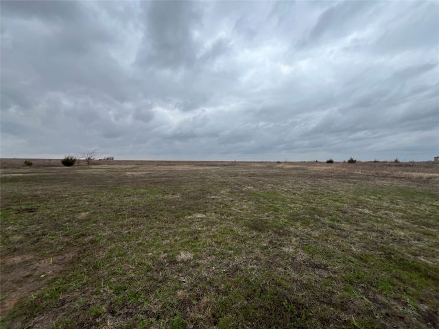 8082 Fm 697, Whitewright, TX 75491