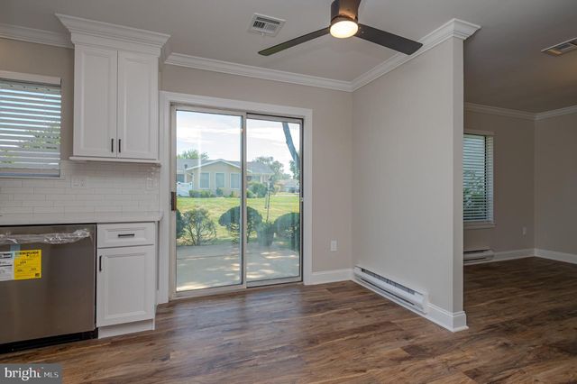 742 POMPTON RD, Monroe Twp, NJ 08831