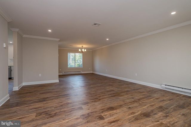 742 POMPTON RD, Monroe Twp, NJ 08831