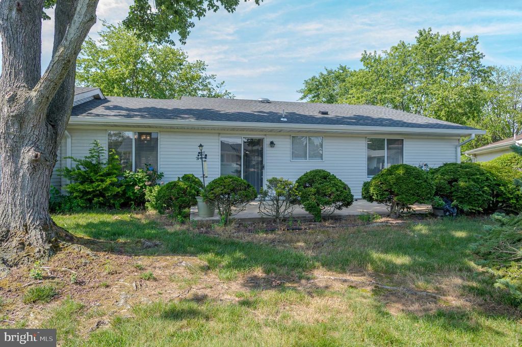 742 POMPTON RD, Monroe Twp, NJ 08831