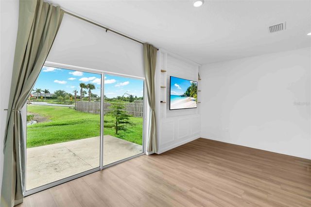 8792 WINTER BREEZE WAY, Sarasota, FL 34241