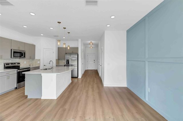 8792 WINTER BREEZE WAY, Sarasota, FL 34241