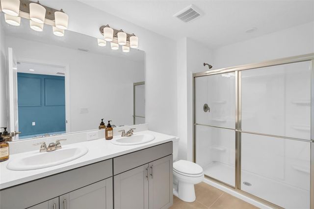 8792 WINTER BREEZE WAY, Sarasota, FL 34241