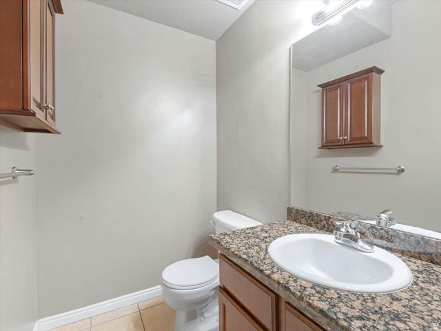 1395 E 6125 S, South Ogden, UT 84405