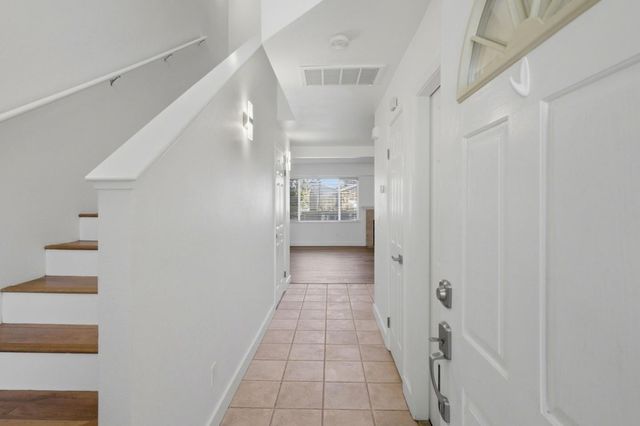 14 Orange Blossom Way, Watsonville, CA 95076