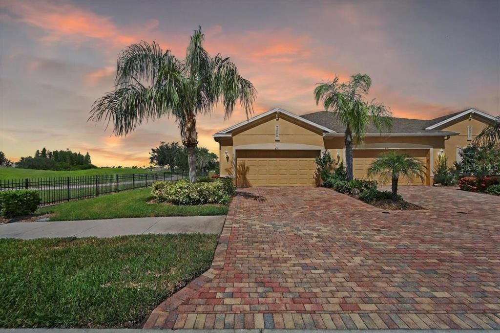 821 CHIPPER DRIVE, Sun City Center, FL 33573