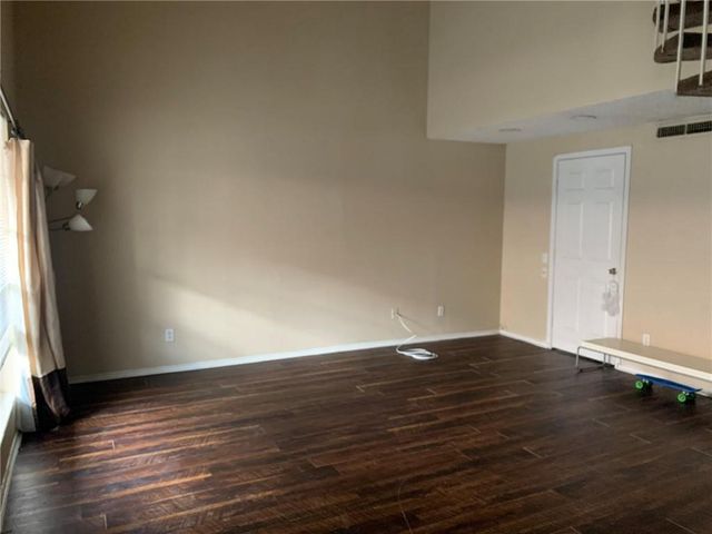 2401 Leon ST 310, Austin, TX 78705