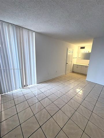 19805 SW 114th Ave 315, Miami, FL 33157