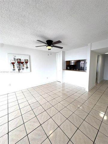 19805 SW 114th Ave 315, Miami, FL 33157