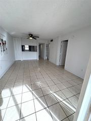 19805 SW 114th Ave 315, Miami, FL 33157
