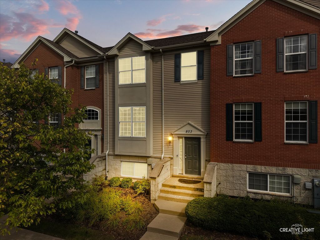 803 Brodhead Drive, Aurora, IL 60504 — photo 2