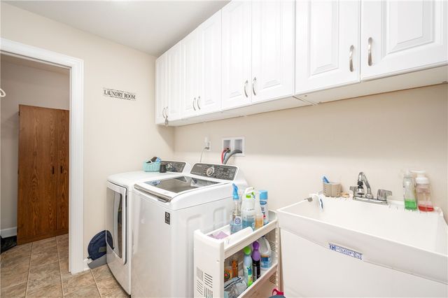 1031 Silver Oak, Connoquenessing Twp, PA 16053