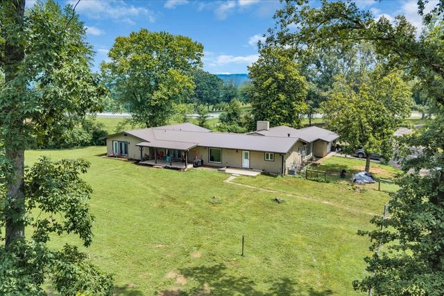6126 Manchester Hwy, Morrison, TN 37357