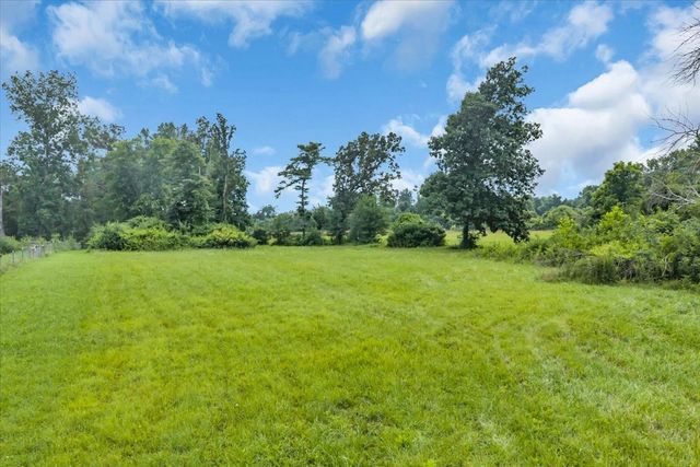 6126 Manchester Hwy, Morrison, TN 37357