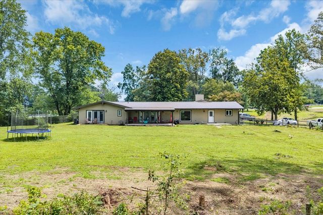 6126 Manchester Hwy, Morrison, TN 37357