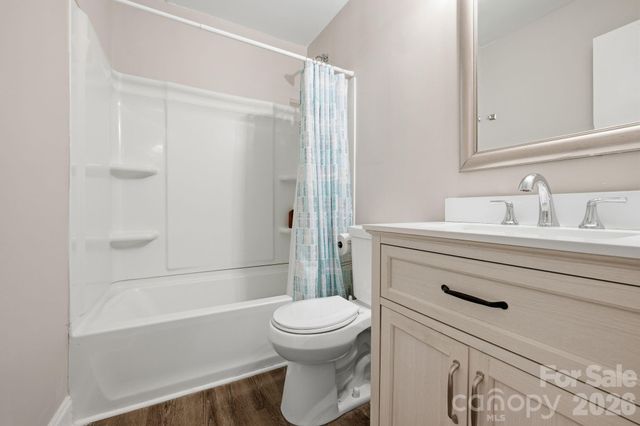 8033 Regent Park Lane, Charlotte, NC 28210