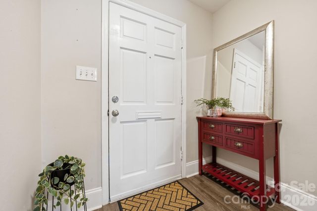 8033 Regent Park Lane, Charlotte, NC 28210