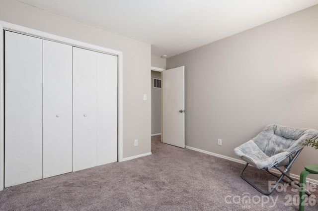 8033 Regent Park Lane, Charlotte, NC 28210