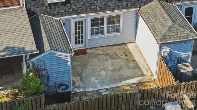 8033 Regent Park Lane, Charlotte, NC 28210