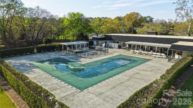 8033 Regent Park Lane, Charlotte, NC 28210