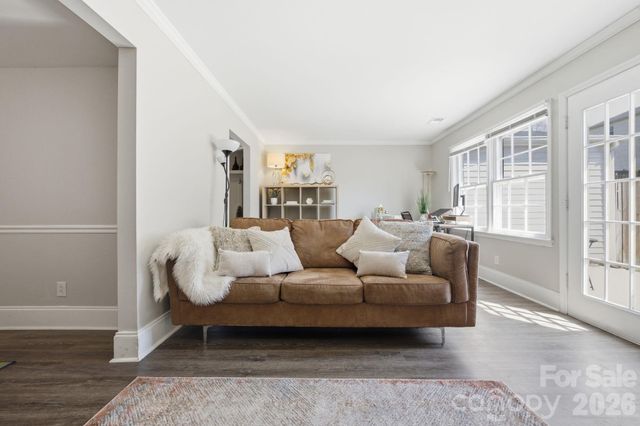 8033 Regent Park Lane, Charlotte, NC 28210