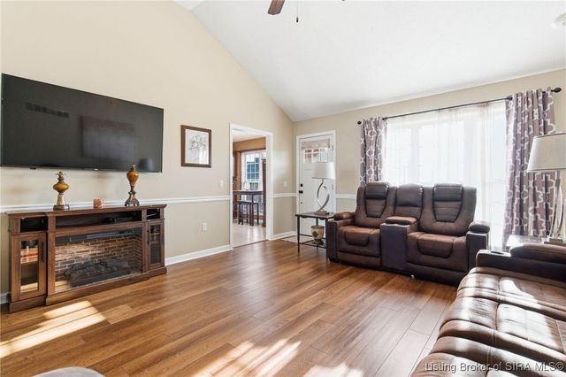 11901 Columbus Parkway, Sellersburg, IN 47172