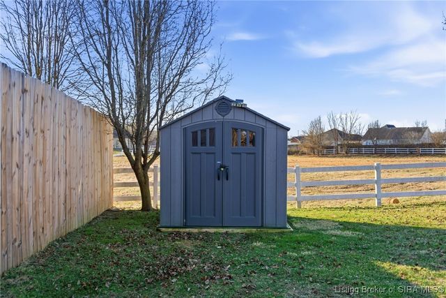 11901 Columbus Parkway, Sellersburg, IN 47172