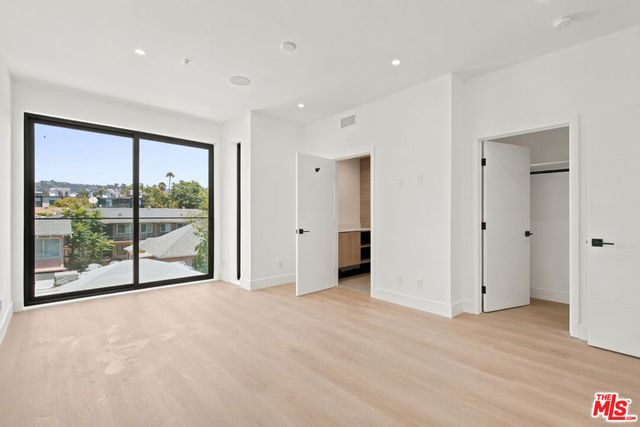 1159 N Formosa Avenue 3, West Hollywood, CA 90046