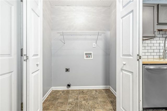 7736 Redwood Avenue, Fayetteville, NC 28314