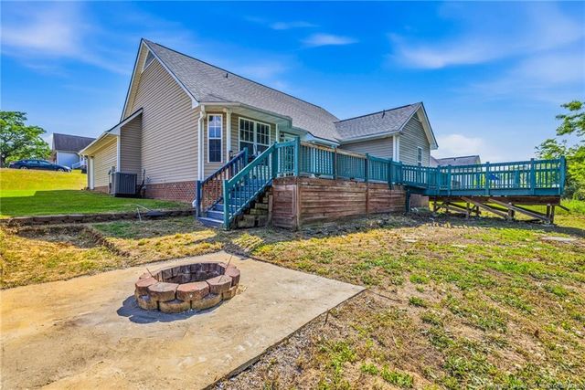 7736 Redwood Avenue, Fayetteville, NC 28314