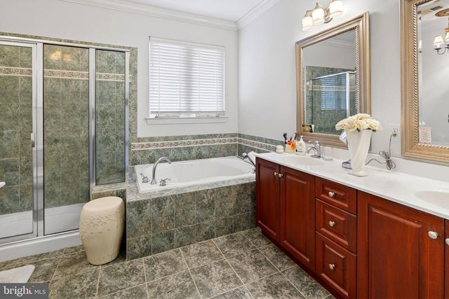 19 MONTE CARLO DR, Robbinsville, NJ 08691