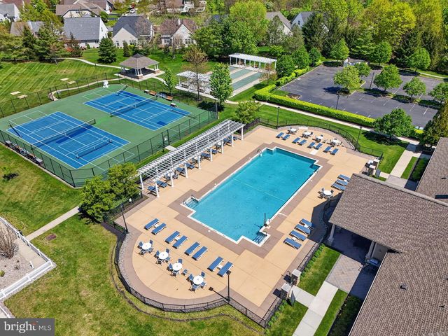 19 MONTE CARLO DR, Robbinsville, NJ 08691