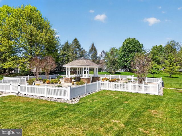 19 MONTE CARLO DR, Robbinsville, NJ 08691
