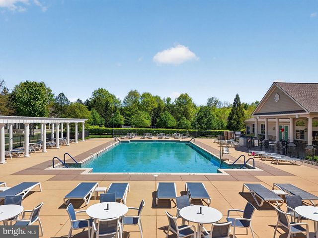 19 MONTE CARLO DR, Robbinsville, NJ 08691