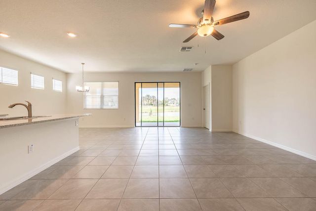 1863 FARMHOUSE Road SE, Palm Bay, FL 32909