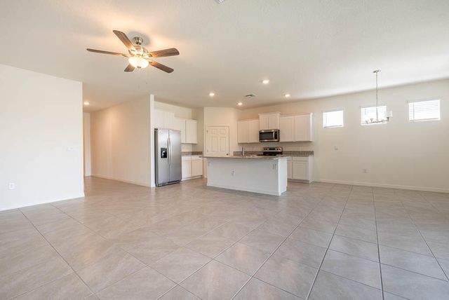 1863 FARMHOUSE Road SE, Palm Bay, FL 32909