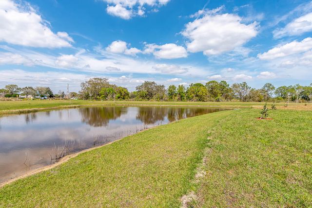 1863 FARMHOUSE Road SE, Palm Bay, FL 32909