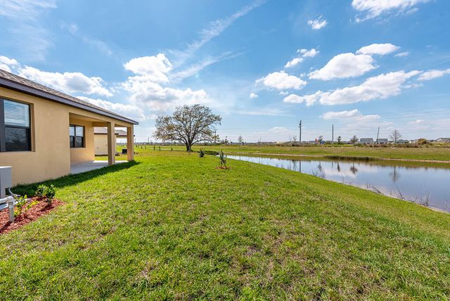 1863 FARMHOUSE Road SE, Palm Bay, FL 32909