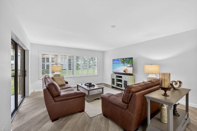 19149 SE Sea Turtle Court 105, Jupiter, FL 33469