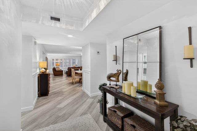 19149 SE Sea Turtle Court 105, Jupiter, FL 33469