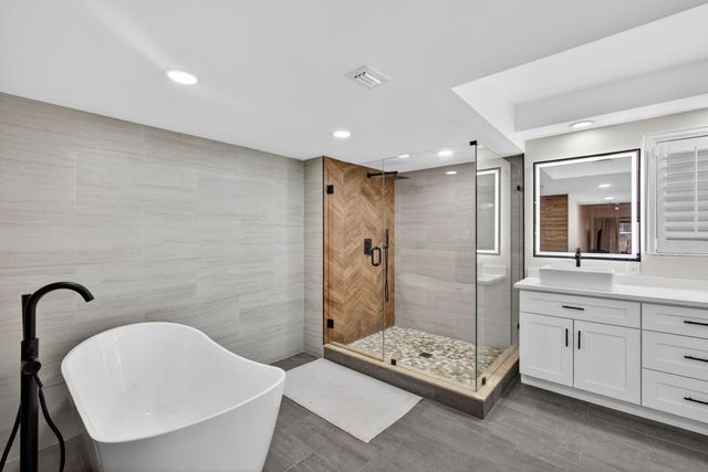 19149 SE Sea Turtle Court 105, Jupiter, FL 33469