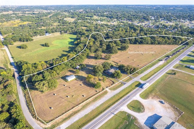 2011 W 1st, Sulphur, OK 73086