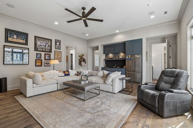 349 Stephens Valley Blvd, Nashville, TN 37221