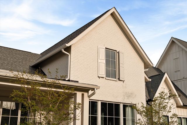 349 Stephens Valley Blvd, Nashville, TN 37221