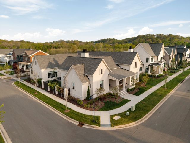 349 Stephens Valley Blvd, Nashville, TN 37221