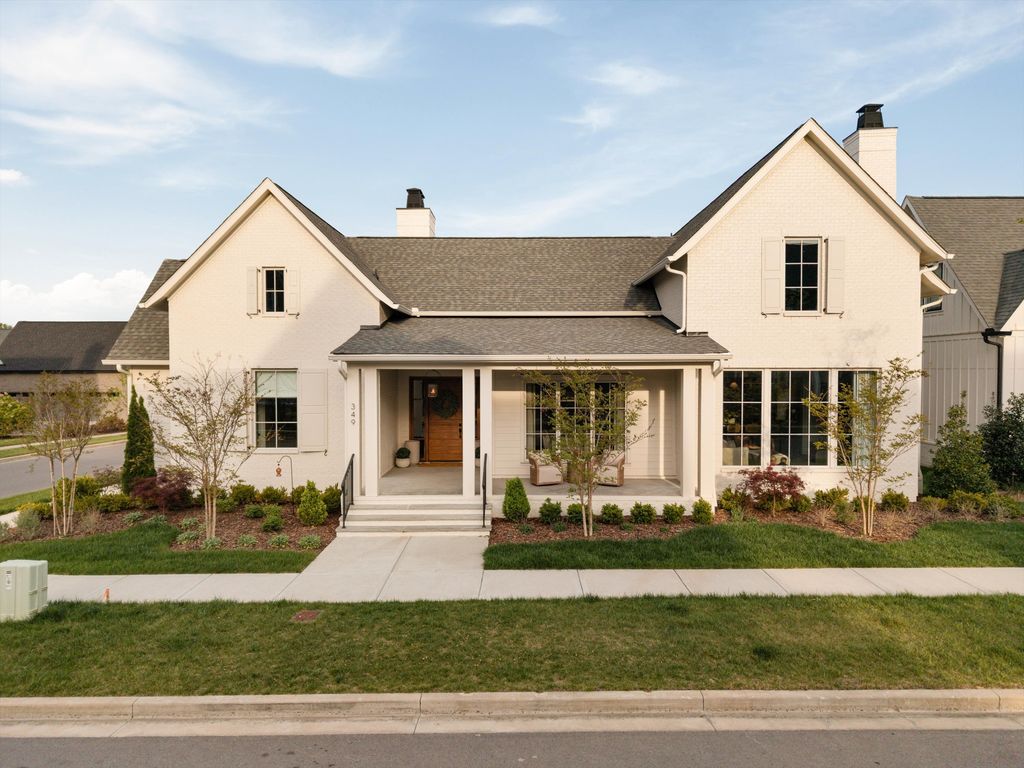 349 Stephens Valley Blvd, Nashville, TN 37221